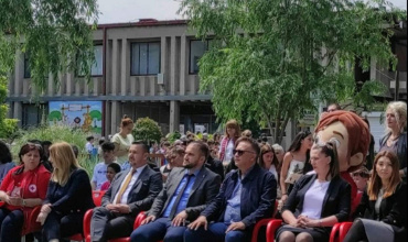 1  ЈУНИ - Светски ден на Згрижувачките семејства